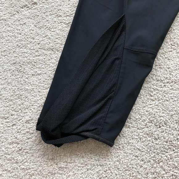 Black Capris with Lower Leg Draping - Picture 2 of 9